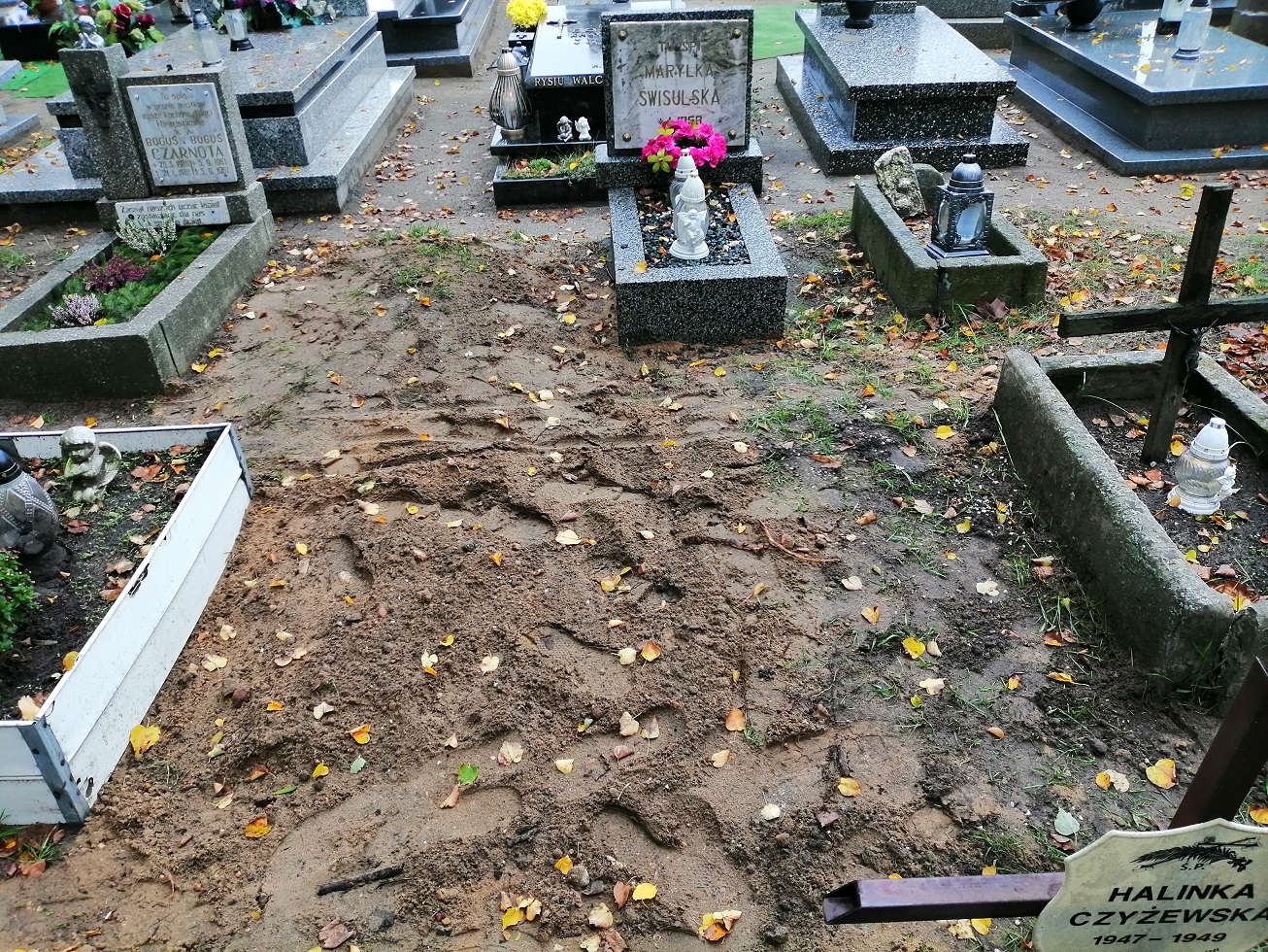 Grób Andrzej Świerczyk